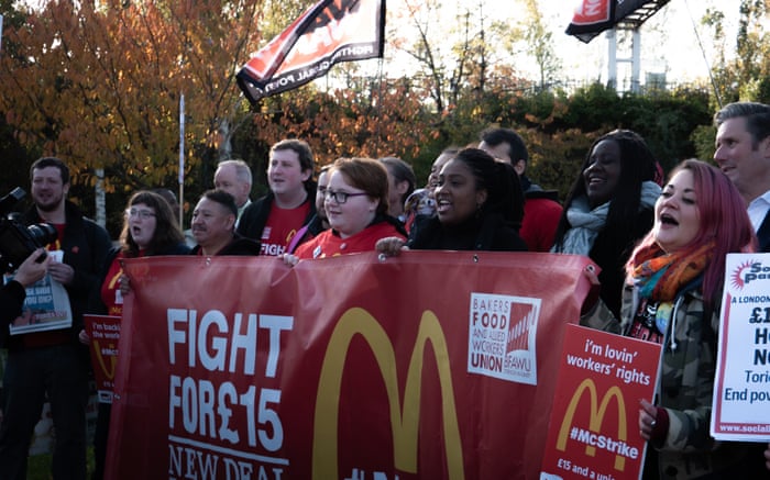 Denuncian que McDonald’s espía a sus empleados a través de redes sociales