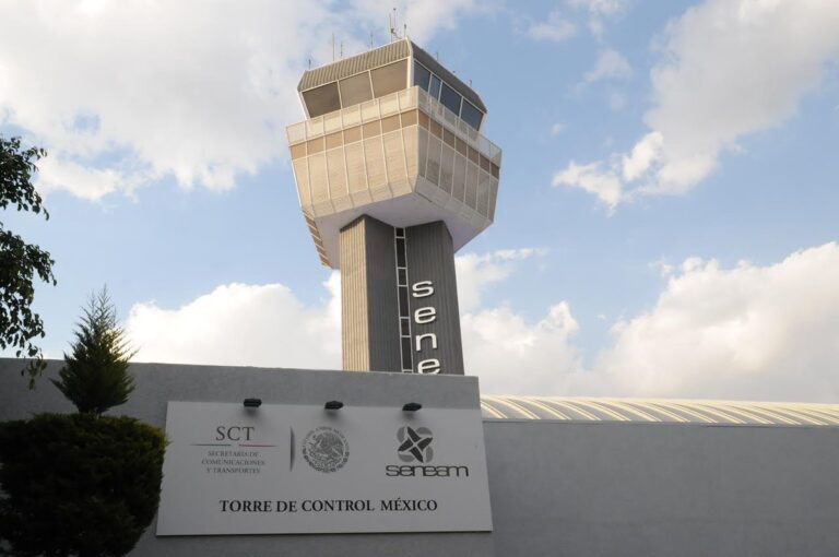 México: SINACTA denuncia anomalías en el servicio de control de tránsito aéreo