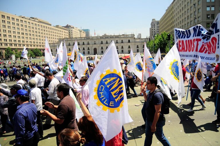 La Mesa sindical del Sector Público de Chile pidió al Gobierno cumplimiento con el acuerdo de reajuste general del 2022