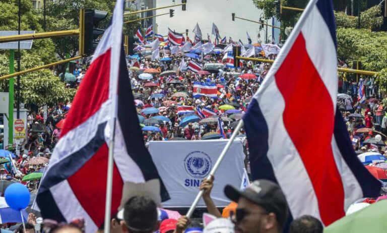 En contra de la Ley de Empleo Público: sindicatos costarricenses convocan a una movilización