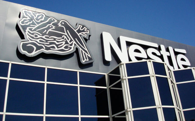 Trabajadores de Nestlé Brasil no aprueban aumento del 4,15% y exponen la «flexibilización de derechos»