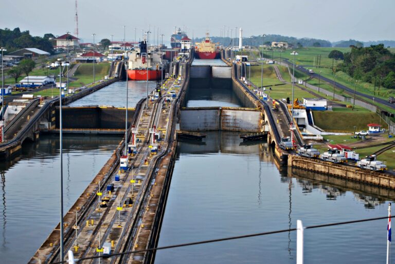 Panamá: denuncian que no hay reemplazos en el Canal por la falta de planificación de recursos humanos