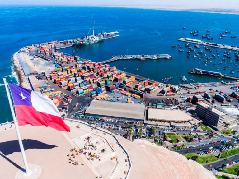 Sindicatos portuarios de Chile exigen que se preserven los puestos de trabajo en Puerto de Arica