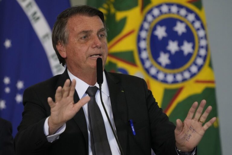 Se tensa la relación entre los trabajadores brasileros y Jair Bolsonaro