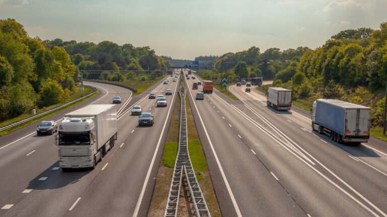 Trabajo decente y seguridad en la industria del transporte: iniciativa de ITF para trabajadores de carretera