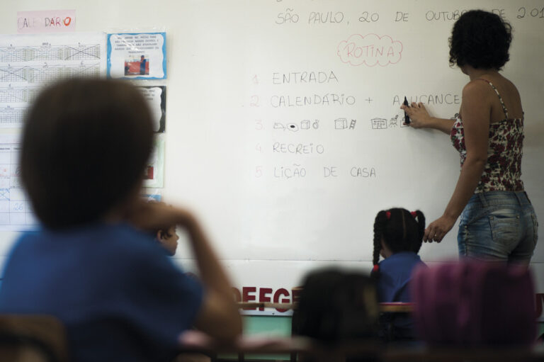 Cese de huelga impuesta: juez aumentó el valor diario de la multa a docentes en Natal, Brasil