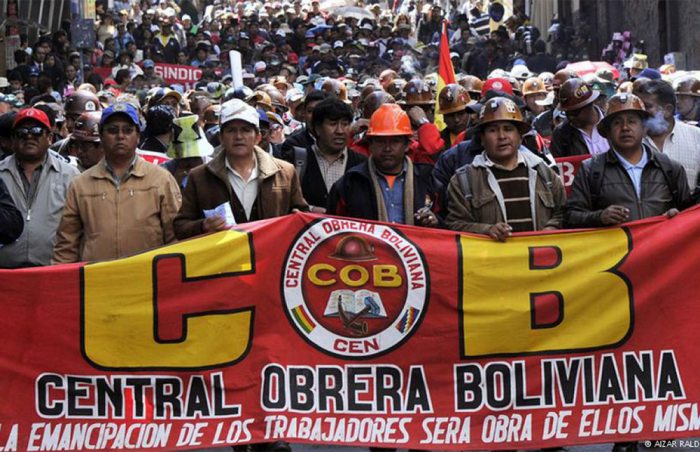 Sindicatos de Bolivia se adhieren a la celebración del Día del Estado Plurinacional
