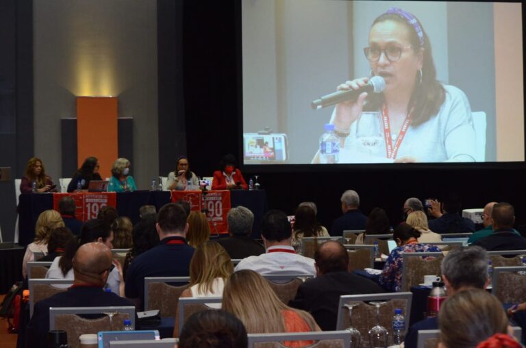 El Congreso de la CONTUA se centró en el diálogo social y la defensa de los servicios públicos