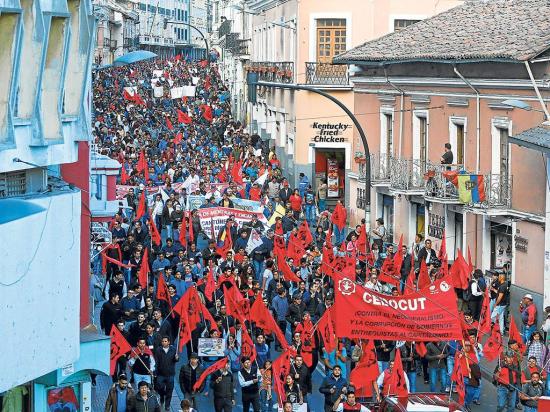 Ecuador: centrales sindicales lideran una nueva jornada de movilizaciones en contra del gobierno