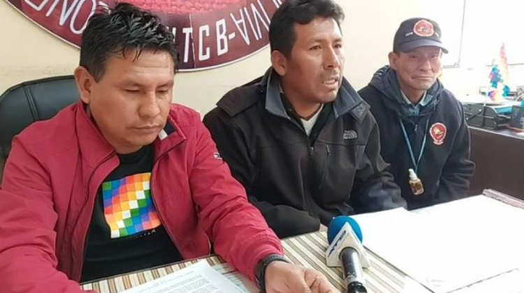 Confederación Sindical de Trabajadores Campesinos de Bolivia pide destitución de comandante de Policía
