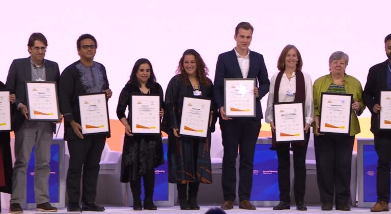 La Organización de Mujeres en Empleo Informal WIEGO recibió el Premio Innovador Social 2023