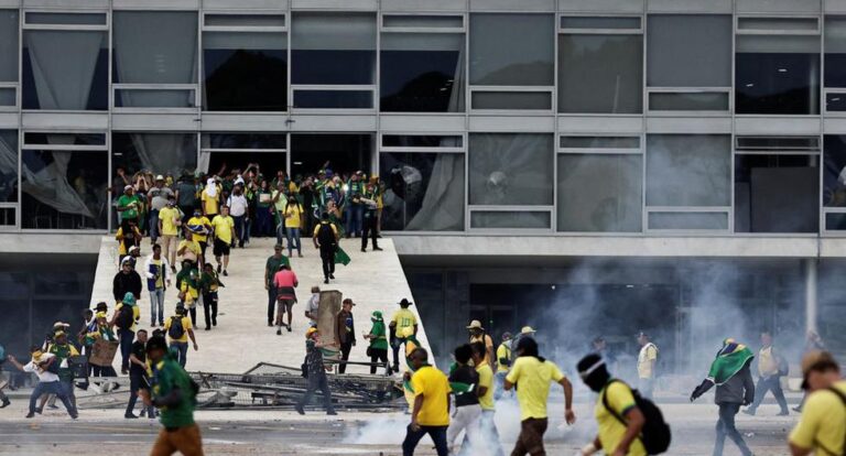 Sindicatos globales piden que se investigue el origen de las protestas opositoras en Brasil