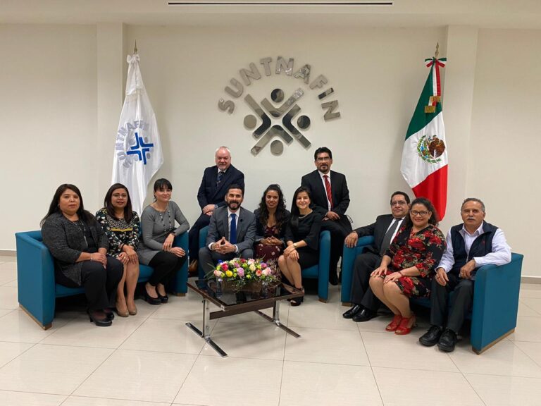 México: SUNTNAFIN y SINUDET acusan al director General de NAFIN de represión y acoso laboral