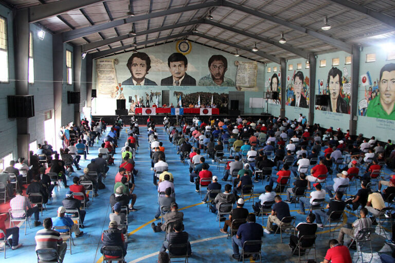 Guatemala: Sindicato de la Embotelladora Central SA negocia pacto colectivo con directivas