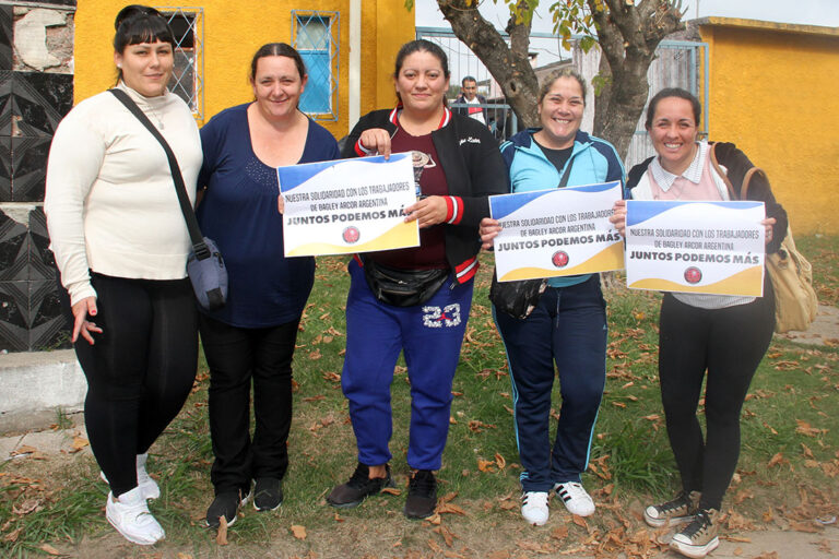 Sindicatos del sector de bebidas y alimentos se solidarizan con trabajadores despedidos de Bagley Argentina