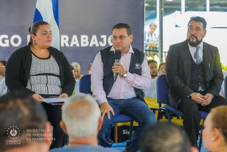 Ministro de Trabajo de El Salvador y sindicatos trabajan en la construcción de un nuevo código de trabajo