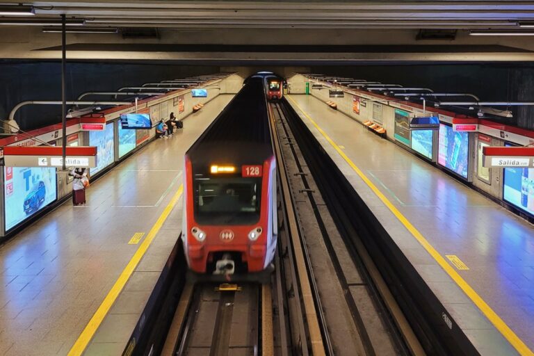 Chile: Trabajadores del Metro de Santiago evidenciaron intento constitucional por limitar el derecho a huelga