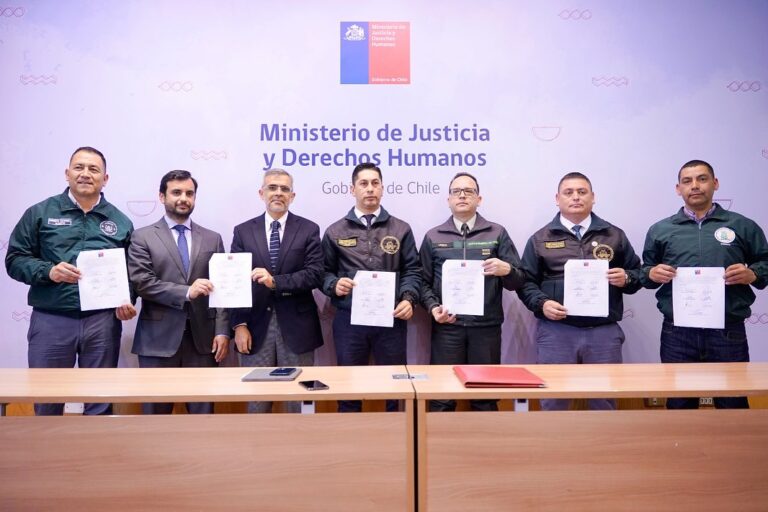 Penitenciarios logran protocolo de acuerdo con Ministerio de Justicia y Gendarmería