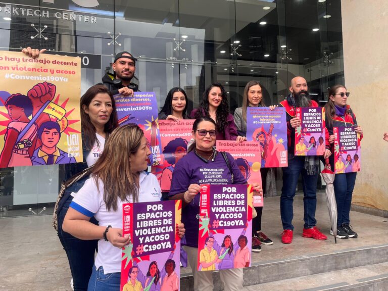 Trabajadoras colombianas exigieron al Ministerio de Trabajo la ratificación del Convenio 190