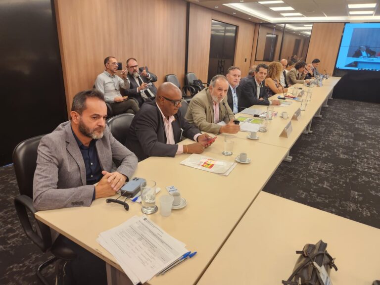 Central de los Trabajadores de Brasil participa de negociaciones para la reglamentación del convenio 151 de la OIT