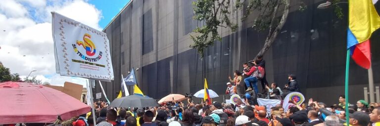 Colombia: trabajadores públicos de Bogotá denuncian incumplimiento en Acuerdos Laborales
