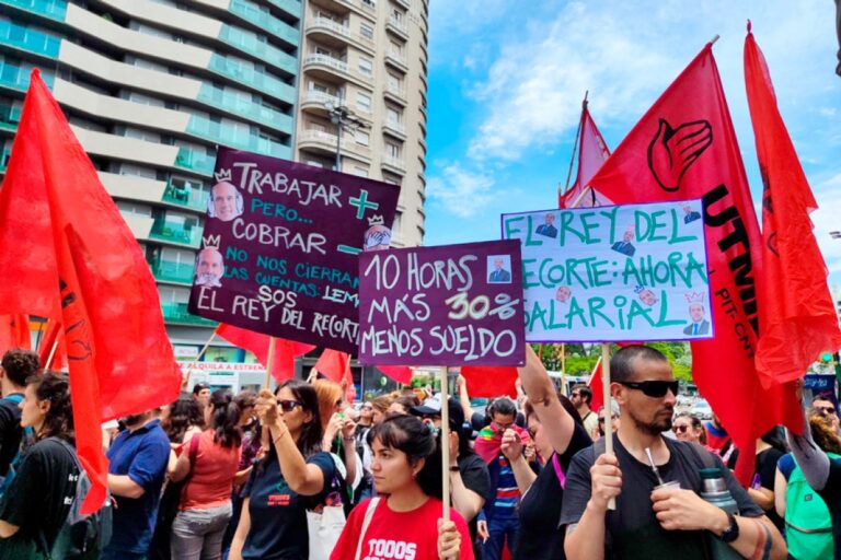 Uruguay: trabajadores del Ministerio de Desarrollo Social convocan a paro, en contra de proceso de regularización