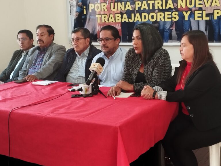El Frente Unitario de Trabajadores del Ecuador se moviliza en contra de la reforma al Instituto de Seguridad Social