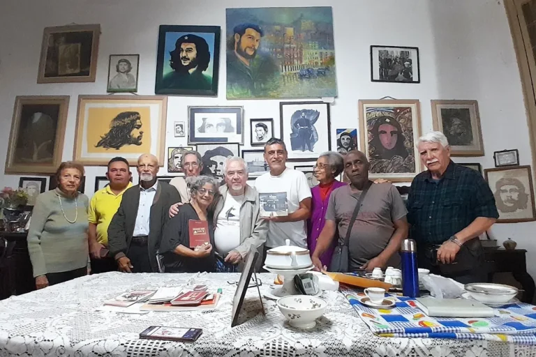 Director de La Pastera Museo del Che presentó en Cuba dos libros sobre la trayectoria del revolucionario