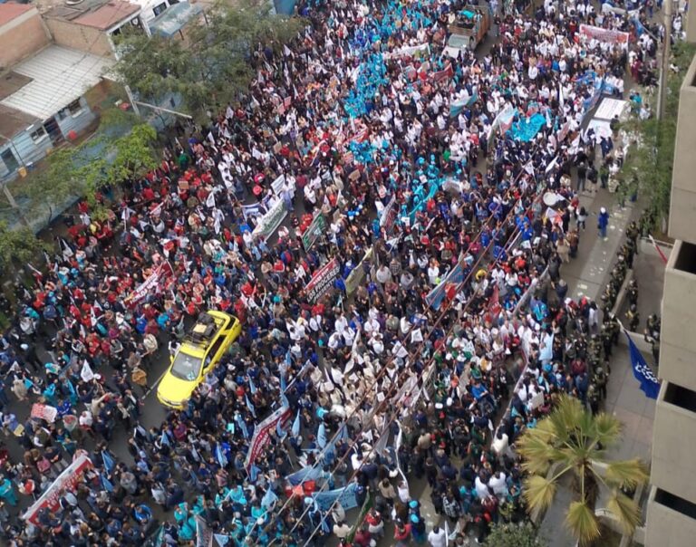 UNI Global Union respalda huelga de sindicatos de salud en Perú, en defensa del convenio colectivo