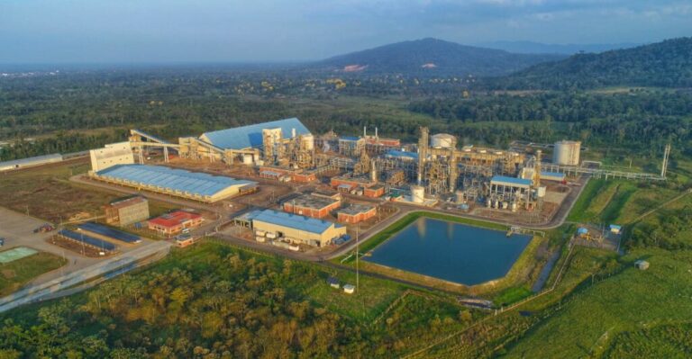 Brasil: trabajadores tercerizados del Complejo Petroquímico Triunfo mantienen huelga por aumento salarial