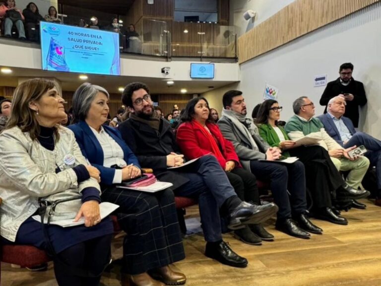 Seminario “40 horas salud privada: ¿qué sigue?” en Chile destaca avances y desafíos en la implementación de la jornada laboral