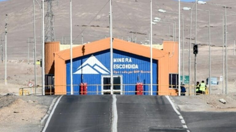 Chile: huelga en la mina de cobre Escondida llega a su fin tras un acuerdo salarial con BHP
