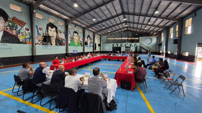 Trabajadores de la Alimentación de Guatemala debaten reformas al Reglamento de Homologación Colectiva