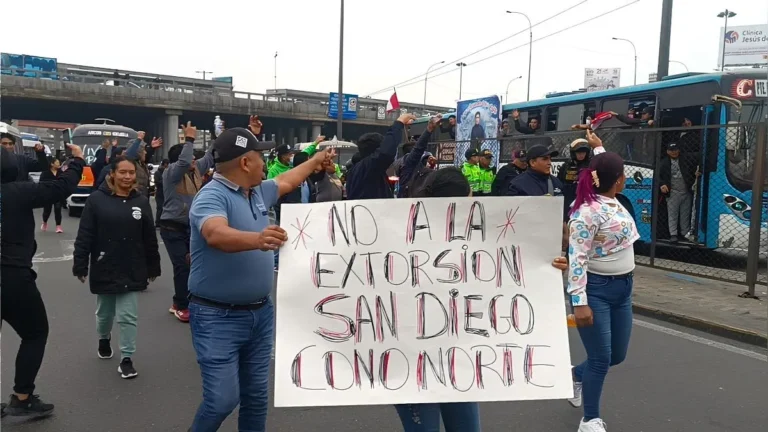 Paro de transportistas en Lima: protestas y cierre de mercados marcan la jornada