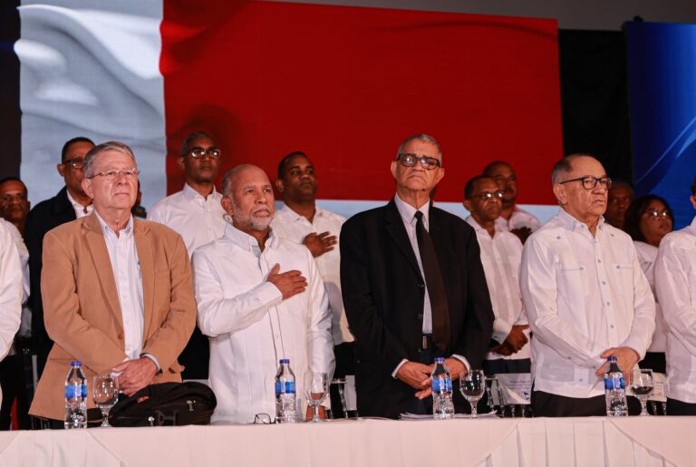 Internacional de la Educación respaldó la lucha sindical por la educación pública en República Dominicana