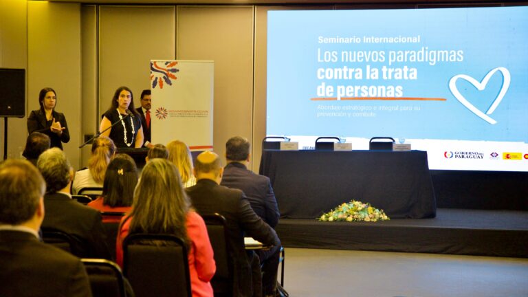 Paraguay fortalece lucha contra la trata de personas con Seminario Internacional