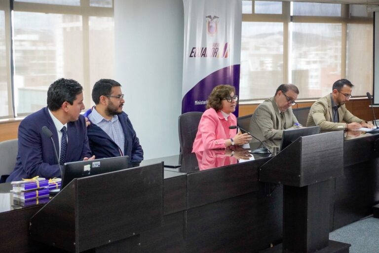 Gobierno ecuatoriano facilitará visita técnica de la OIT para avanzar en diálogo social y garantías laborales
