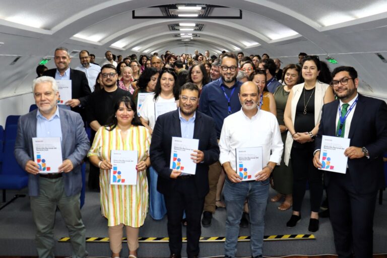 Servicio Civil: Chile lanza nueva “Política de Gestión y Desarrollo de Personas” para modernizar la función pública
