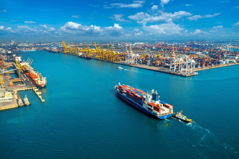 Sindicato reclama transparencia en la transición de los puertos panameños de Balboa y Cristóbal
