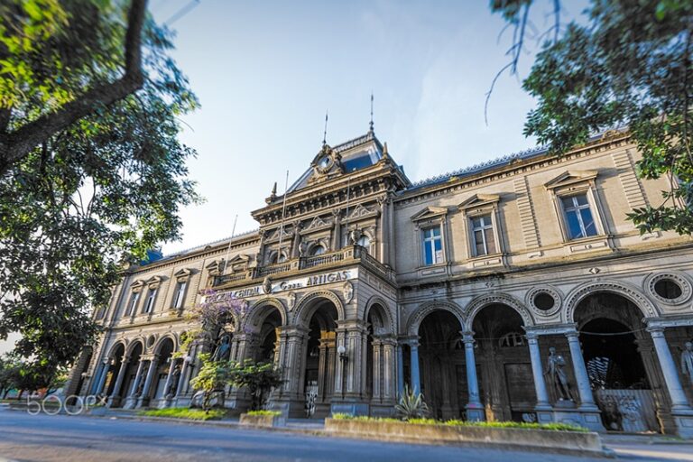 Uruguay: ferroviarios celebran recuperación estatal de estación central y reclaman su reactivación